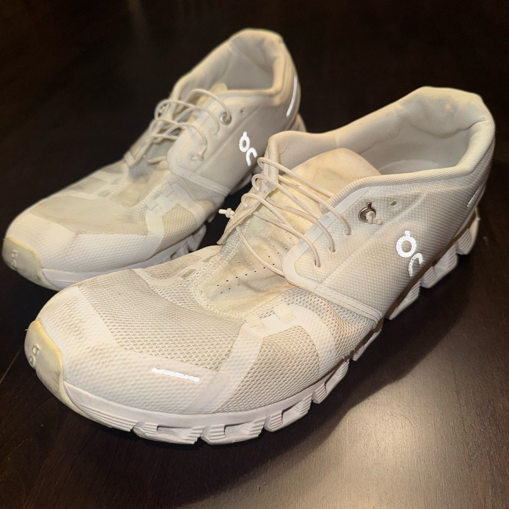 On Cloud 5 Men's White Running Shoes